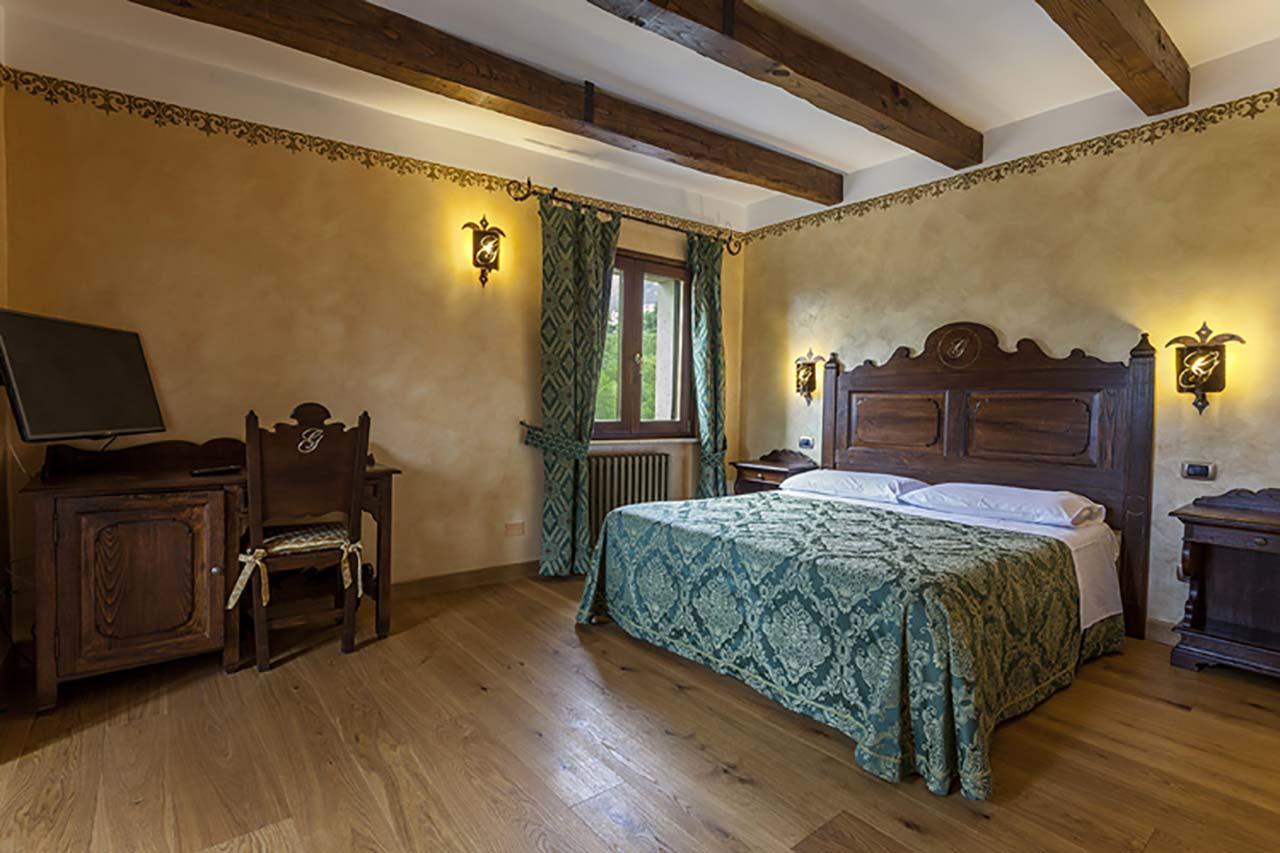 Hotel Guerrinuccio Челано Екстер'єр фото