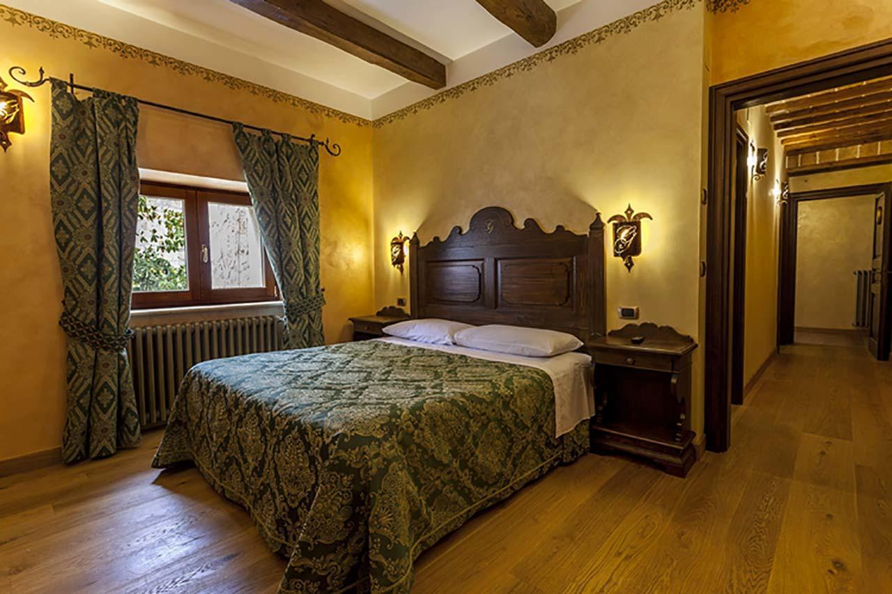 Hotel Guerrinuccio Челано Екстер'єр фото
