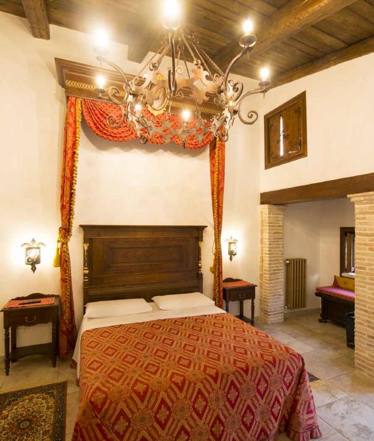 Hotel Guerrinuccio Челано Екстер'єр фото