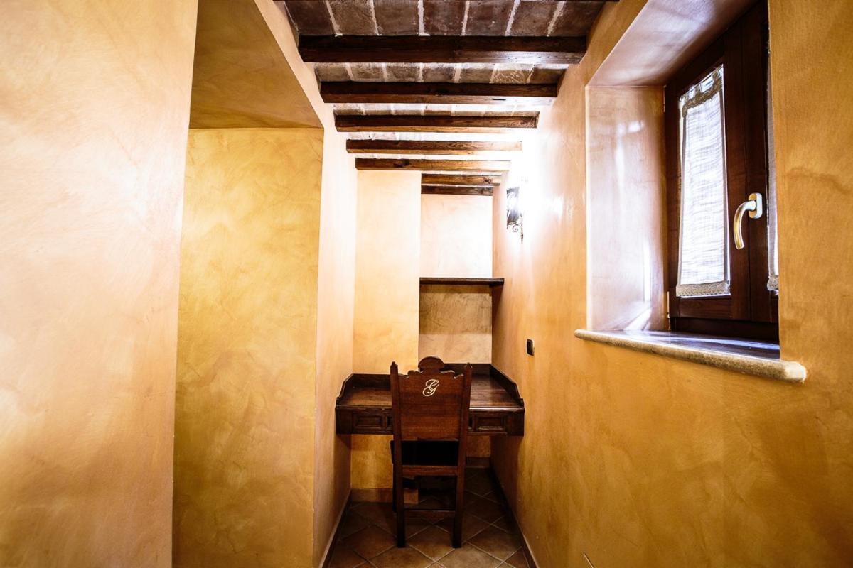 Hotel Guerrinuccio Челано Екстер'єр фото