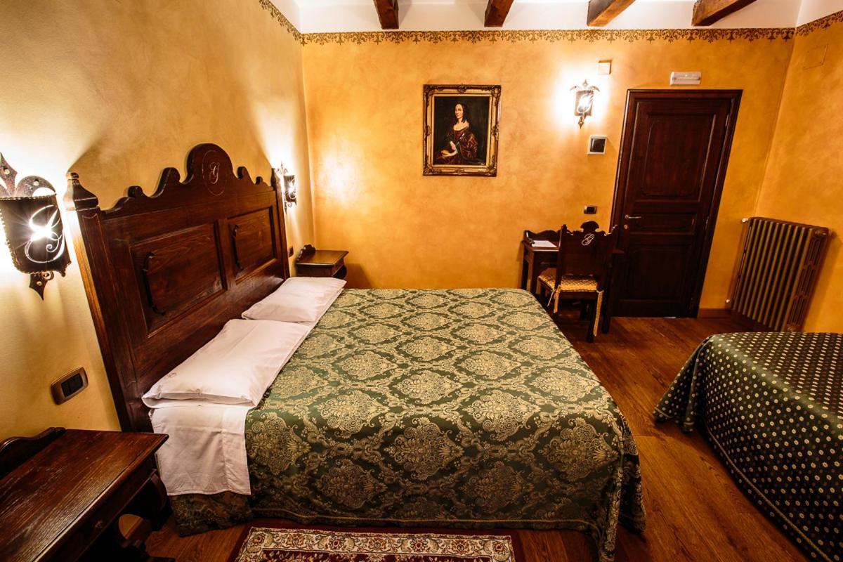 Hotel Guerrinuccio Челано Екстер'єр фото